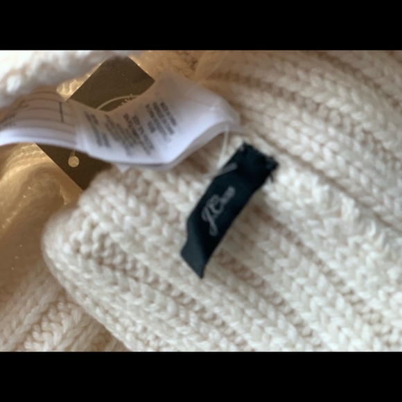 Ribbed beanie with faux-fur pom-pom - Picture 4 of 8